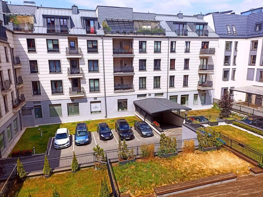 Apartment Mlynowa Centrum Luna